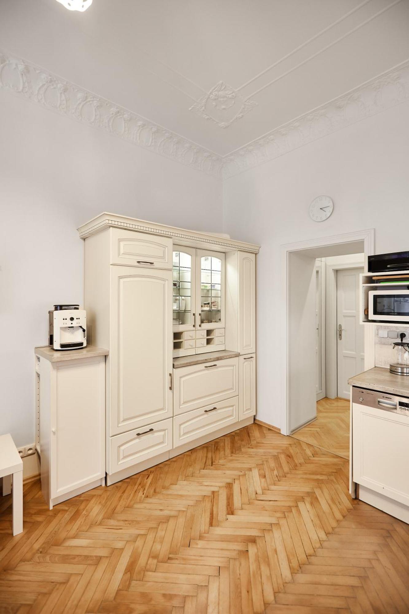 Room & Parking Assistance Prague Luaran gambar