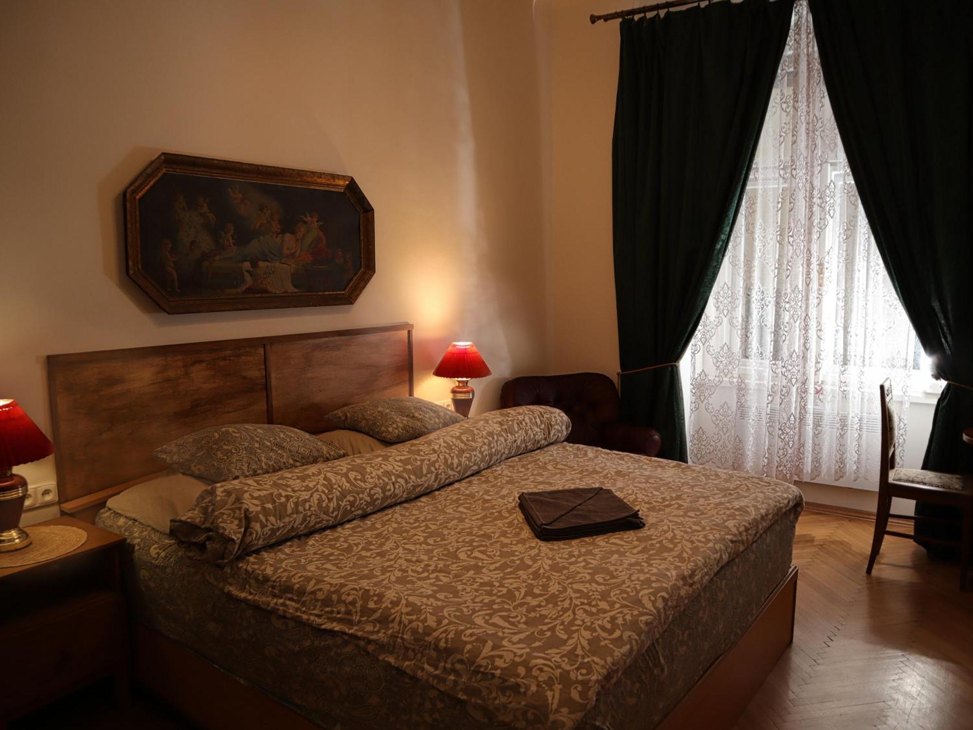 Room & Parking Assistance Prague Luaran gambar
